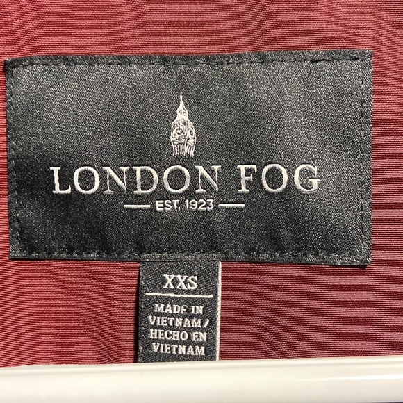 London Fog trench Coat - Picture 2 of 9